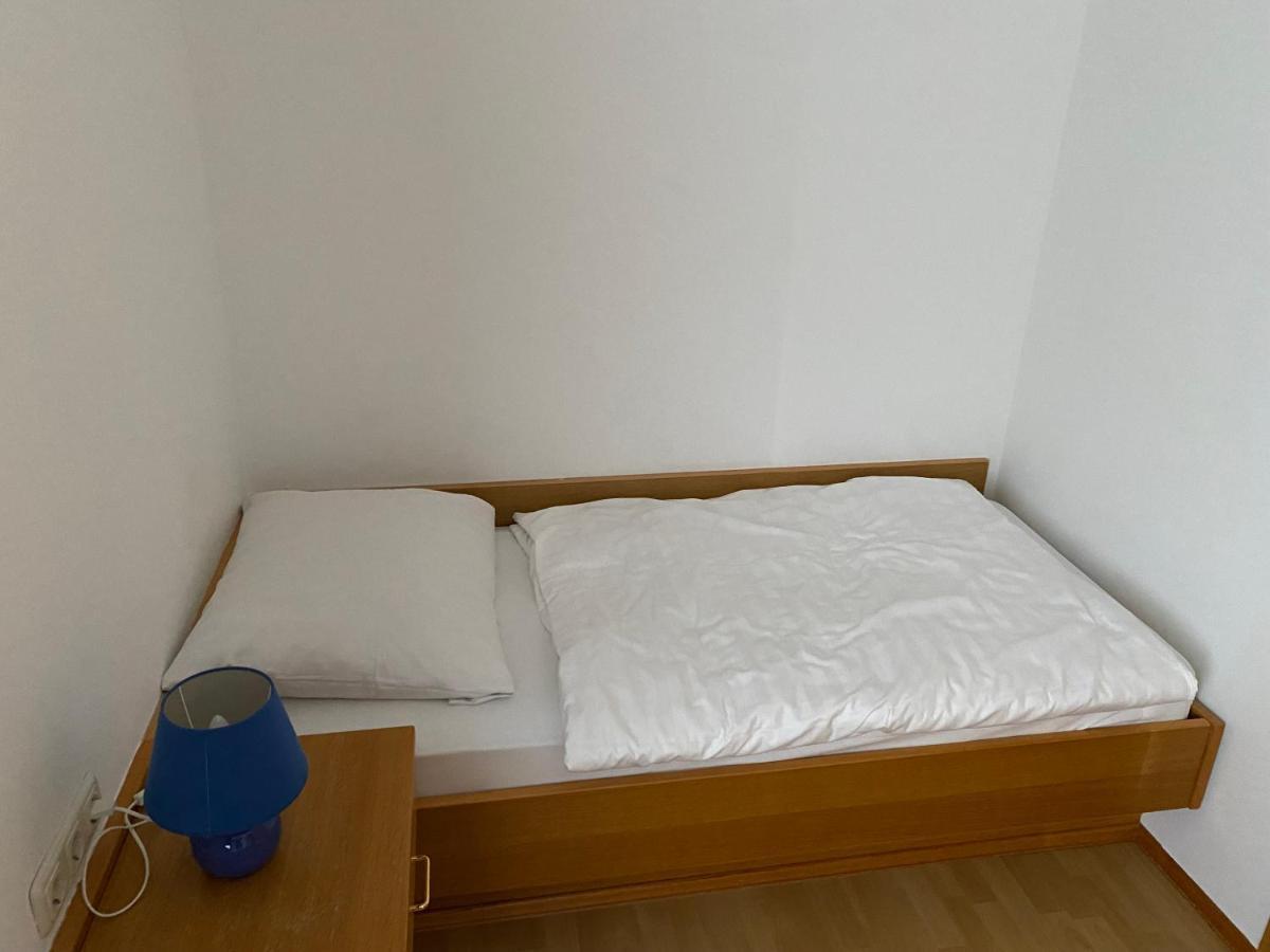 Messeappartementhaus Bockenem Direkt An Der A7 Luaran gambar